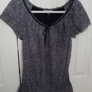 DKNYC marbled black blouse, size 2
